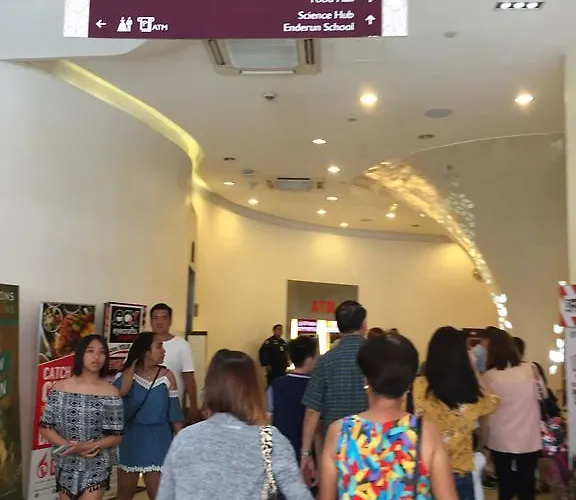 Luckycat Apartment Manila